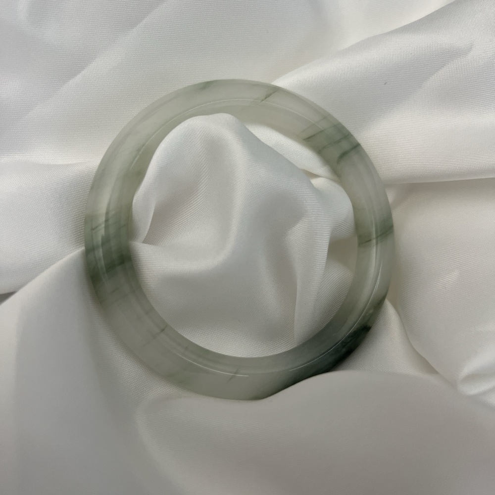 // 56mm Natural Jade Bangle - New/Unworn